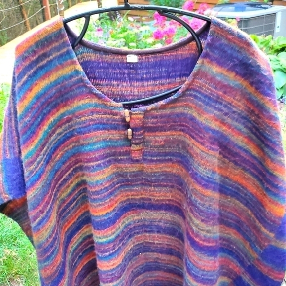 100% Wool Made in Nepal Multicolored Long Sz. L Cape Shawl - Picture 1 of 8